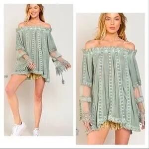 Boho Off‎ Shoulder Lace Peasant Blouse POL M Sage Green Sheer Bell Sleeve Top